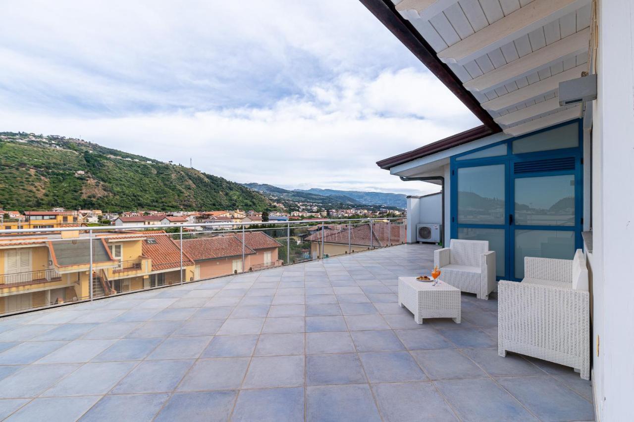 Terraces D'Orlando - Family Apartments With Sea View And Pool Capo dʼOrlando Exterior foto