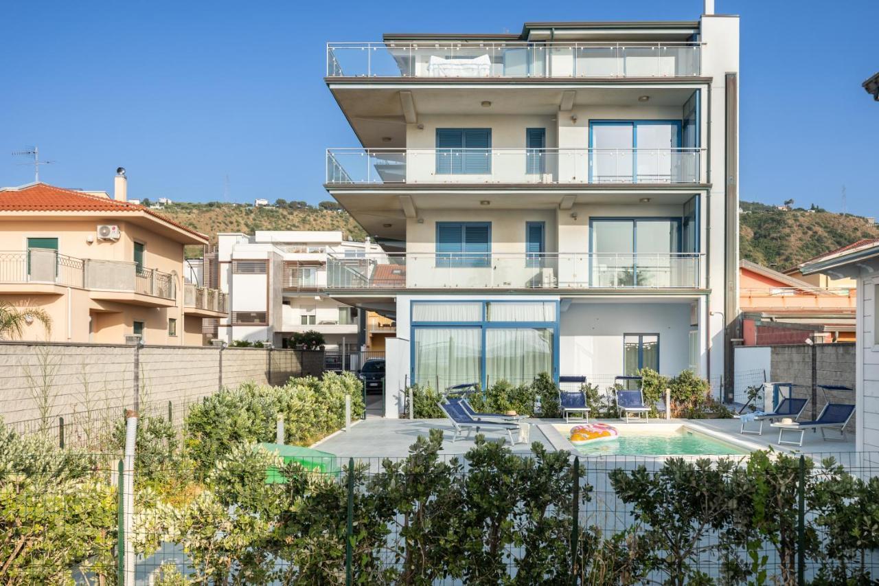 Terraces D'Orlando - Family Apartments With Sea View And Pool Capo dʼOrlando Exterior foto