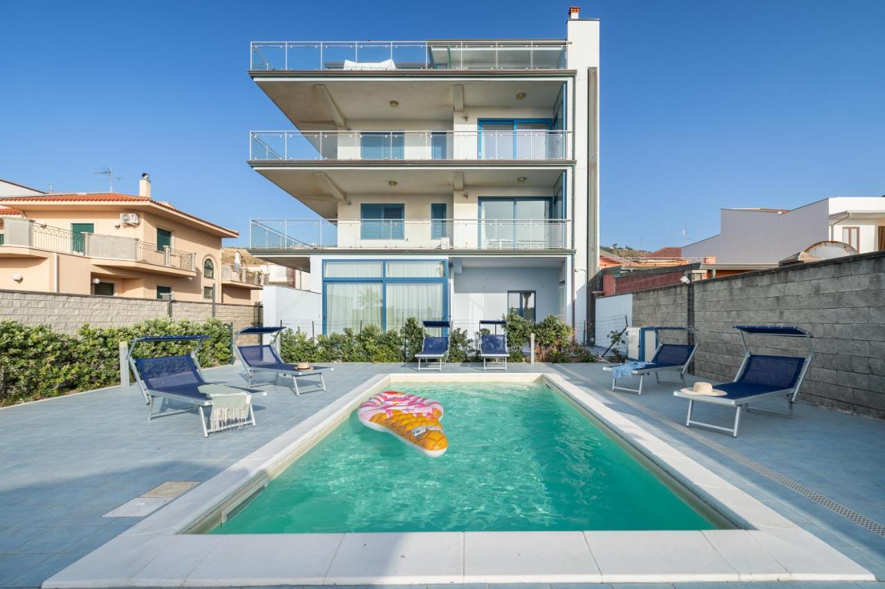 Terraces D'Orlando - Family Apartments With Sea View And Pool Capo dʼOrlando Exterior foto