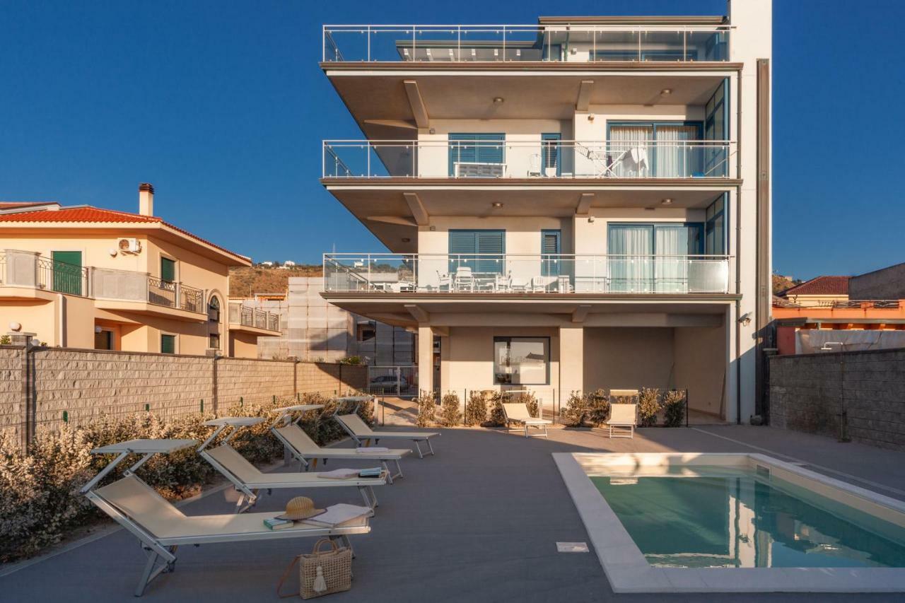 Terraces D'Orlando - Family Apartments With Sea View And Pool Capo dʼOrlando Exterior foto